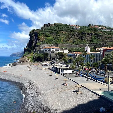 Sun By Madeira * 蓬他达维托亚