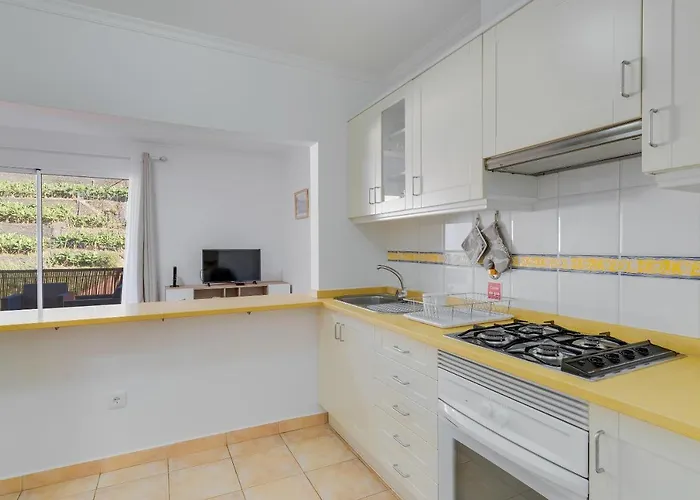 Sun By Madeira * Ponta do Sol (Madeira)